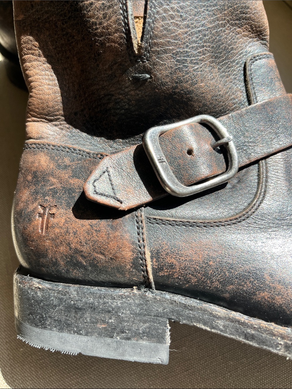 Frye Veronica Distressed Short Moto Ankle Booties NEW  6.5 Antiqued Black Brown - Picture 2 of 8
